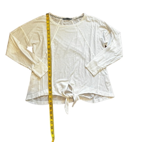 Prana white long sleeve shirt with tie in front. Women’s size small. - Picture 3 of 7